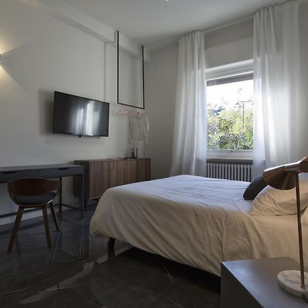 Suite Vogue Stazione 보게라 외부 사진